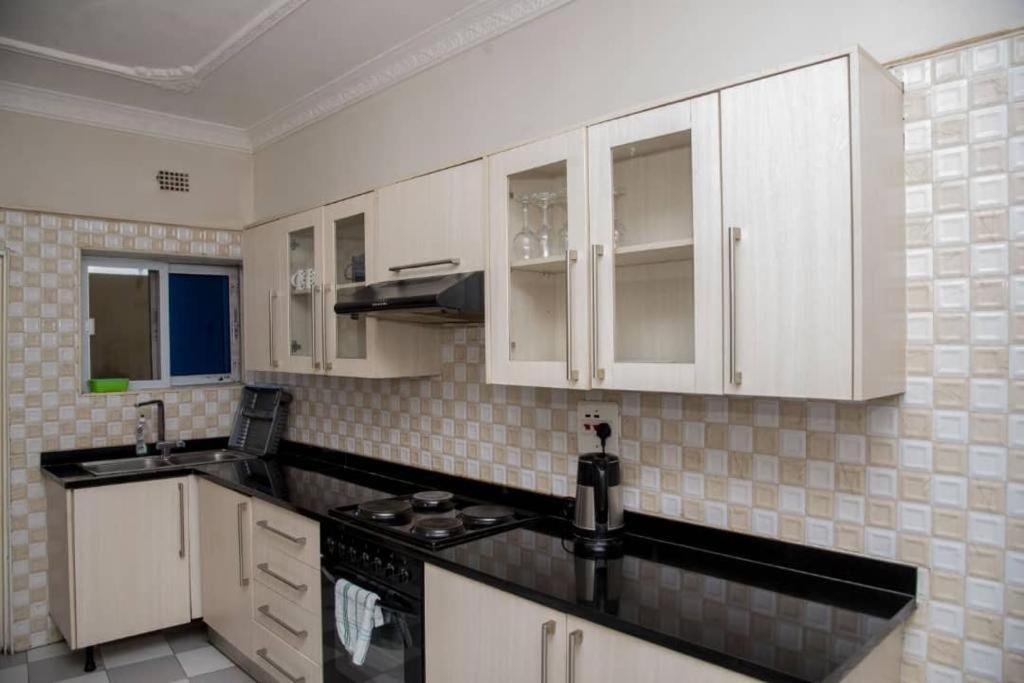 Royal Suites Apartments لوساكا المظهر الخارجي الصورة