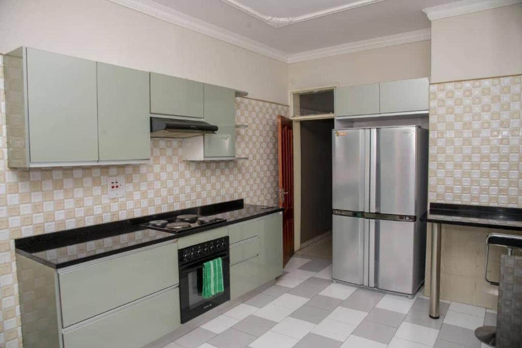 Royal Suites Apartments لوساكا المظهر الخارجي الصورة